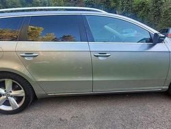 Grau Gebraucht 2015 VW Passat Edition Kombi | 9.800 € (Guter Preis)