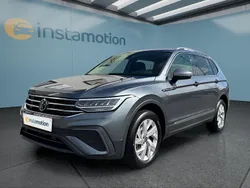 Grau Gebraucht 2024 VW Tiguan SUV | 35.449 € (Guter Preis)