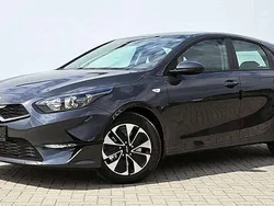 Andere farbe Neu 2024 Kia Ceed Kleinwagen | 23.470 € (Superpreis)