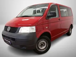Rot Gebraucht 2009 VW T5 Van | 12.990 € (Teuer)