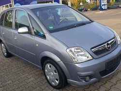 Grau Gebraucht 2008 Opel Meriva Van / Kleinbus | 3.699 € (Etwas zu teuer)