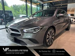 Grau Gebraucht 2021 Mercedes CLA220 Night Limousine | 32.400 € (Guter Preis)