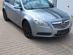 Grau Gebraucht 2012 Opel Insignia Selection Kombi | 4.350 € (Fairer Preis)
