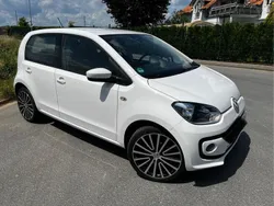 Weiß Gebraucht 2013 VW up! high up! Kleinwagen | 6.050 € (Fairer Preis)
