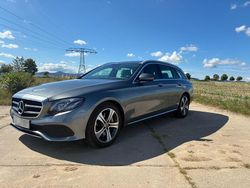 Grau Gebraucht 2019 Mercedes E400 Kombi | 32.900 € (Etwas zu teuer)