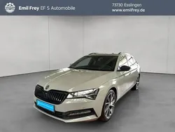 Grau Gebraucht 2023 Skoda Superb SportLine Kombi | 28.890 €