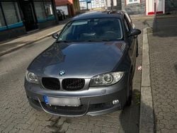 Grau Gebraucht 2009 BMW 118 Kleinwagen | 4.800 € (Fairer Preis)