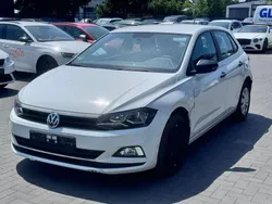 Weiß Gebraucht 2018 VW Polo Trendline Limousine | 6.990 € (Superpreis)