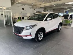 Weiß Gebraucht 2022 DFSK Fengon SUV | 14.690 € (Fairer Preis)