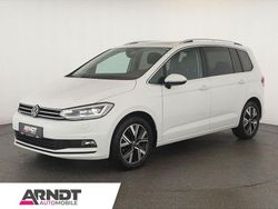 Pure white Gebraucht 2025 VW Touran Highline Van / Kleinbus | 36.784 € (Fairer Preis)