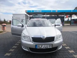 Silber Gebraucht 2008 Skoda Octavia Ambiente Kombi | 4.499 € (Teuer)