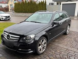 Schwarz Gebraucht 2011 Mercedes C180 Kombi | 5.950 €