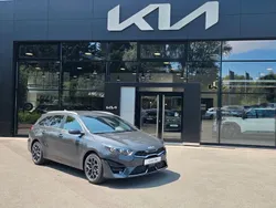 Grau Neu 2025 Kia Ceed Sportswagon GT-Line Kombi | 31.790 € (Etwas zu teuer)