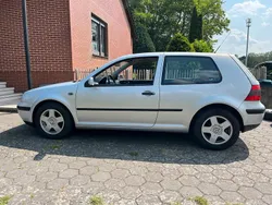 Silber Gebraucht 1999 VW Golf IV Classicline Limousine | 1.390 € (Fairer Preis)
