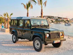 Grün Gebraucht 1998 Land Rover Defender SUV | 31.000 €