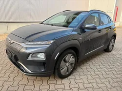 Grau Gebraucht 2020 Hyundai Kona Style SUV | 11.980 € (Fairer Preis)