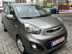 Grau Gebraucht 2012 Kia Picanto Kleinwagen | 3.990 € (Etwas zu teuer)
