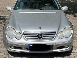 Grau Gebraucht 2001 Mercedes C180 Coupé | 1.200 €