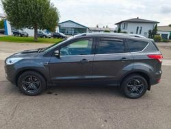 Grau Gebraucht 2016 Ford Kuga Trend SUV | 11.800 € (Fairer Preis)