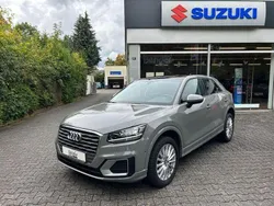 Grau Gebraucht 2018 Audi Q2 Design SUV | 22.500 € (Etwas zu teuer)