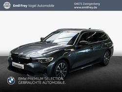 Mineralgrau metallic Gebraucht 2022 BMW 330e Sport Line Kombi | 25.490 € (Superpreis)