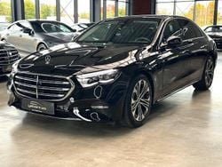 Obsidianschwarz Gebraucht 2025 Mercedes E220 Premium Limousine | 59.900 €