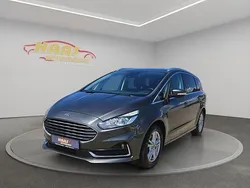 Grau Gebraucht 2019 Ford S-MAX Titanium Van / Kleinbus | 19.490 € (Superpreis)