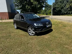 Schwarz Gebraucht 2015 VW Touareg Exclusive SUV | 22.800 € (Fairer Preis)