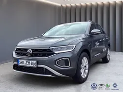 Grau Gebraucht 2024 VW T-Roc Life SUV | 28.400 € (Guter Preis)