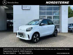 Weiß Gebraucht 2021 Smart ForFour Electric Drive Exclusive Limousine | 14.888 € (Teuer)