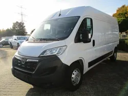 Weiß Gebraucht 2023 Opel Movano Van | 27.311 € (Fairer Preis)