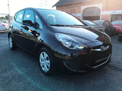 Schwarz Gebraucht 2014 Hyundai ix20 Edition Van / Kleinbus | 3.999 € (Fairer Preis)