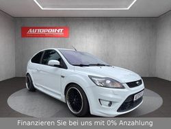 Weiß Gebraucht 2008 Ford Focus ST Limousine | 14.999 €
