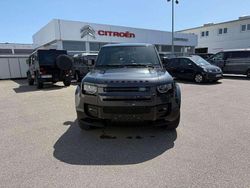 Grau Gebraucht 2024 Land Rover Defender Black Edition SUV | 94.889 €