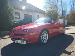 Rot Gebraucht 1999 Alfa Romeo Spider Cabrio | 8.888 €