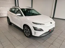 Weiß Gebraucht 2023 Hyundai Kona Select SUV | 18.370 € (Superpreis)