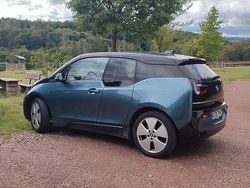 Blau Gebraucht 2022 BMW i3 Kleinwagen | 19.400 € (Fairer Preis)