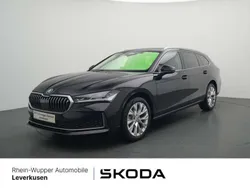Ebonyschwarz Gebraucht 2025 Skoda Superb Selection Kombi | 43.980 € (Teuer)