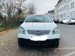 Weiß Gebraucht 2009 Nissan Qashqai +2 Visia SUV | 6.000 € (Fairer Preis)