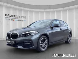 Grau Gebraucht 2021 BMW 118 Sport Line Kleinwagen | 21.430 € (Fairer Preis)