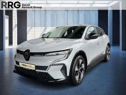 Rafalegrau Gebraucht 2022 Renault Megane E-Tech Equilibre Kleinwagen | 24.990 € (Etwas zu teuer)