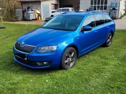 Blau Gebraucht 2017 Skoda Octavia Joy Kombi | 12.800 € (Fairer Preis)