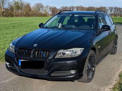 Schwarz Gebraucht 2009 BMW 320 Kombi | 7.000 € (Etwas zu teuer)