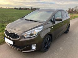 Braun Gebraucht 2013 Kia Carens Edition 7 Van / Kleinbus | 6.900 € (Fairer Preis)