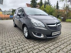 Grau Gebraucht 2017 Opel Meriva Active Van / Kleinbus | 11.290 € (Etwas zu teuer)