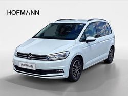 Pure white Gebraucht 2023 VW Touran Comfortline Van / Kleinbus | 30.941 € (Fairer Preis)