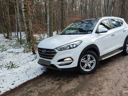 Weiß Gebraucht 2016 Hyundai Tucson Premium SUV | 15.950 € (Superpreis)
