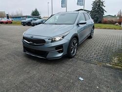 Weiß Gebraucht 2020 Kia XCeed Spirit SUV | 21.880 € (Fairer Preis)