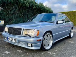 Blau Gebraucht 1993 Mercedes 190 AMG Limousine | 14.999 €