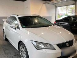 Weiß Gebraucht 2014 Seat Leon ST Kombi | 4.900 € (Etwas zu teuer)